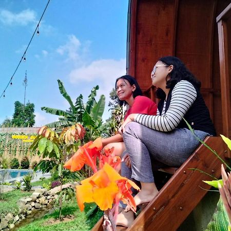 Wooden House Paseban Villa Bogor Kültér fotó